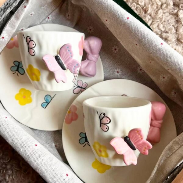 مج بالطبق فراشه