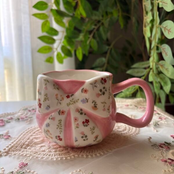 Pink bow mug