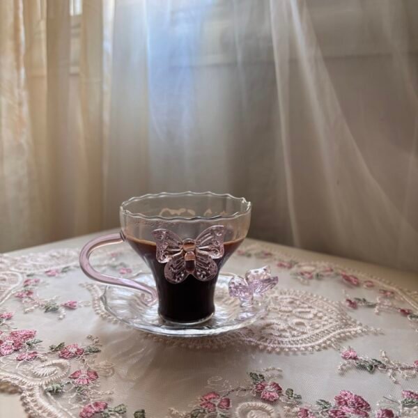 فنجان قهوه او سبريسو
