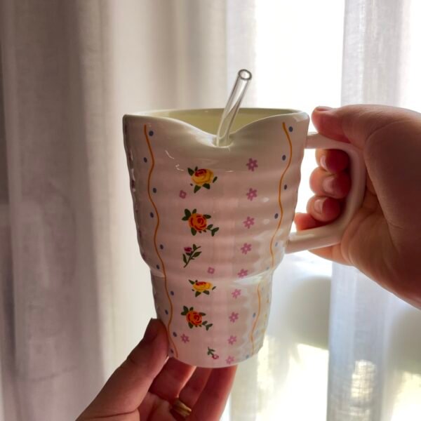 Rosy sip mug